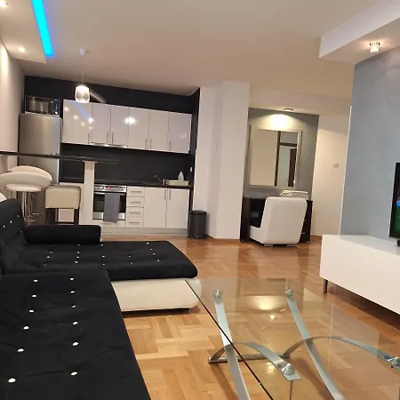 Luks Apartmán *